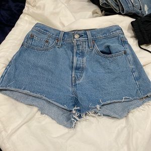 Levis 501 jean shorts